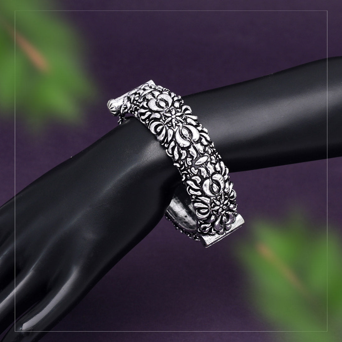 Silver Color Openable  Oxidised Bracelet (GSB345SLV)