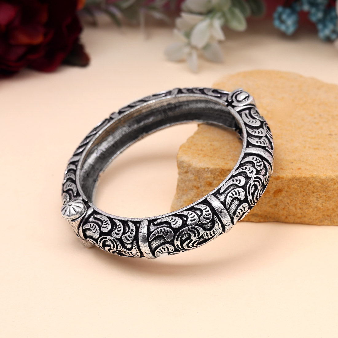Silver Color Openable  Oxidised Bracelet (GSB378SLV)