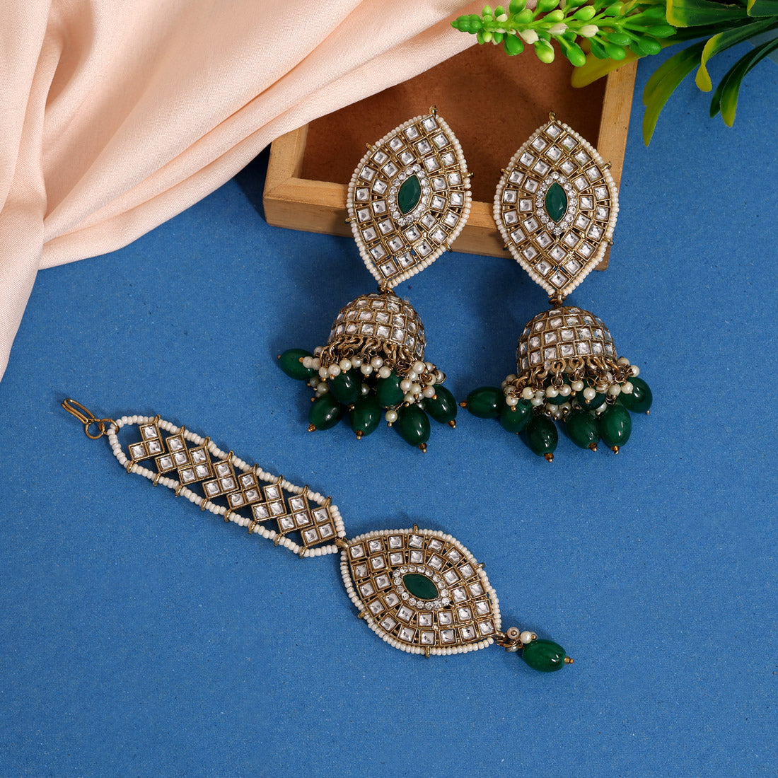 Green Color Kundan Earrings With Maang Tikka