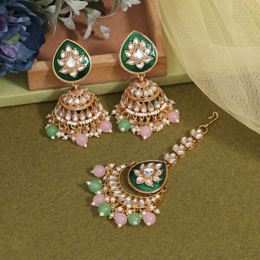 Pink & Pista Green Color Kundan Earrings With Maang Tikka