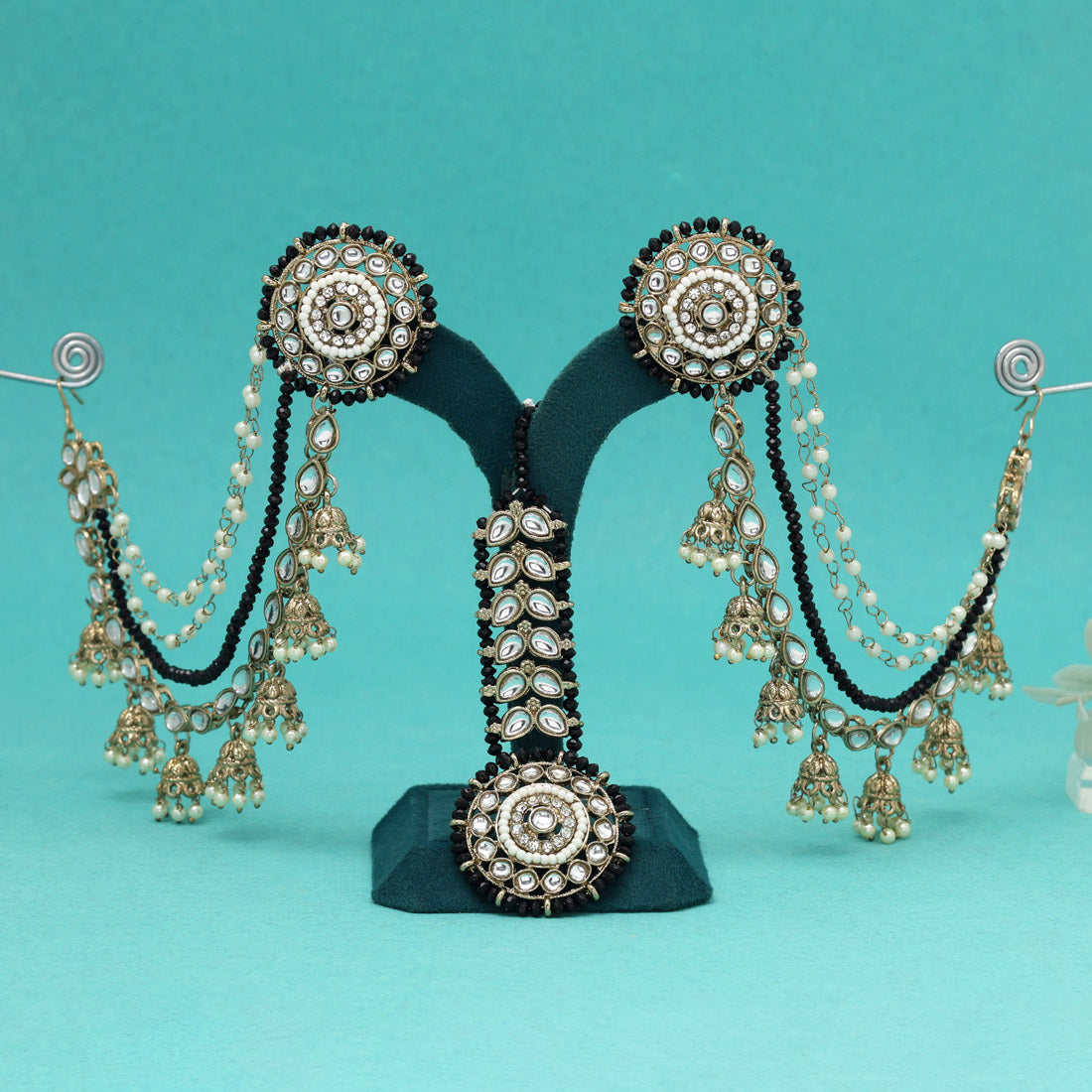 Classic Black Color Kundan Earrings With Maang Tikka