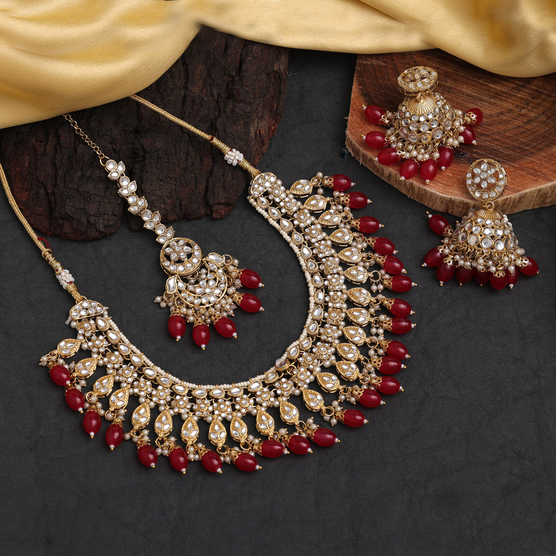 Red Color Kundan Necklace Set (KN1375RED)
