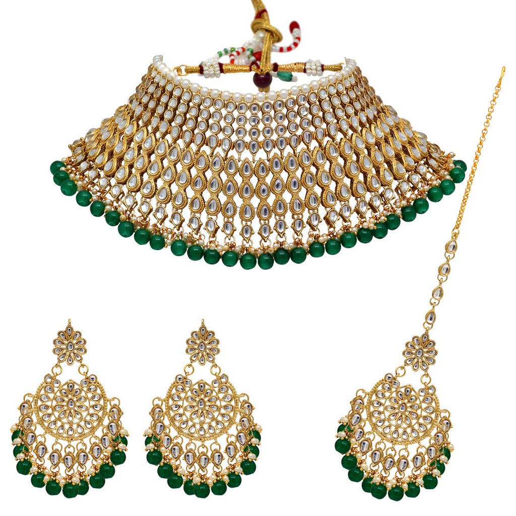 Green Color Kundan Necklace Set (KN221GRN)