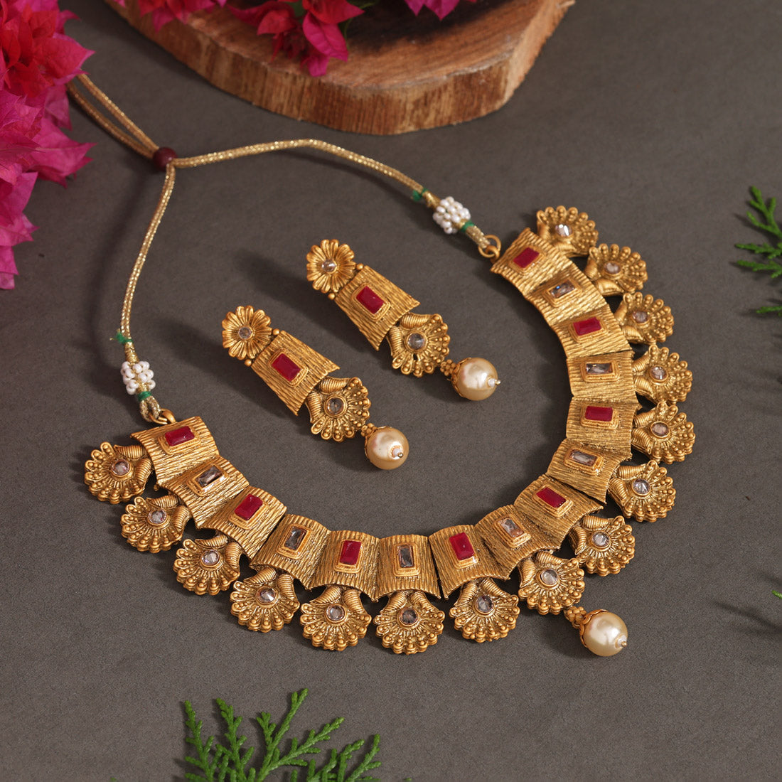 Rani Color Matte Gold Rajwadi Temple Necklace Set